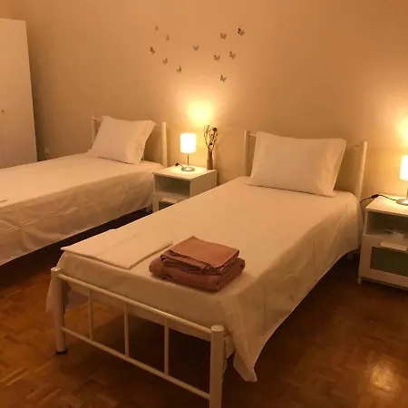 New Renovated In Corfu Town Apartmán