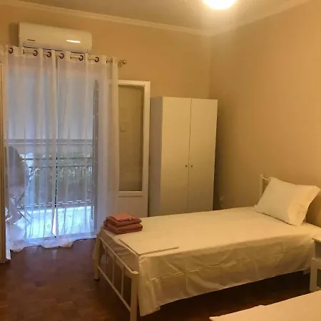 New Renovated In Corfu Town Apartmán